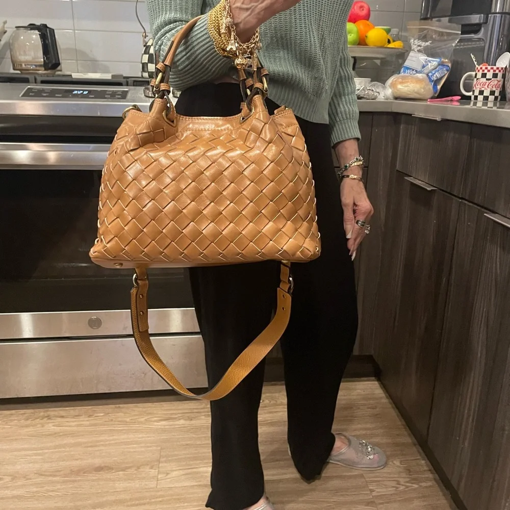 Patricia Nash Discovery woven leather bag - Picture 1 of 13